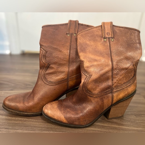 Lucky Brand Shoes - Lucky Brand LK ELLENA Brown Western Heeled Boot - Size 8.5